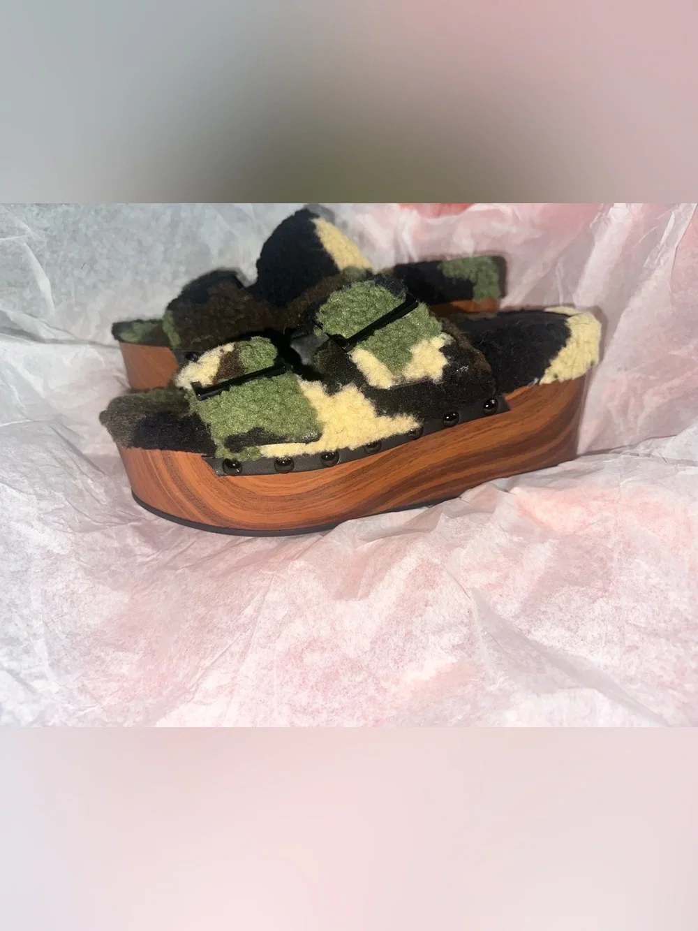 NWOB JESSICA SIMPSON Cyriss Faux Shearling Platform Slide Sandal -Camo